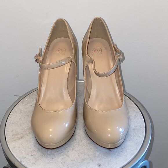 Nude Patent Leather Mary Jane Pump w/ Rounded Toe - Picture 2 of 7